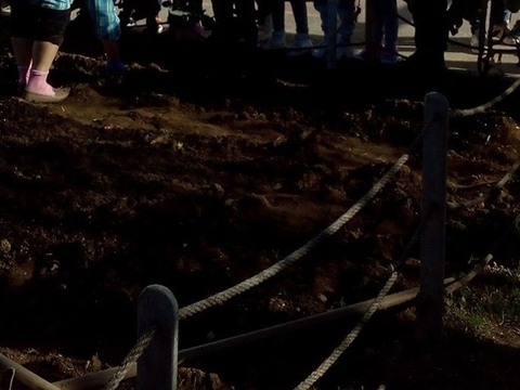 Preparação do terreno para a horta.