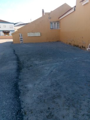Este era o espaço disponível para a implementação da nossa horta.
