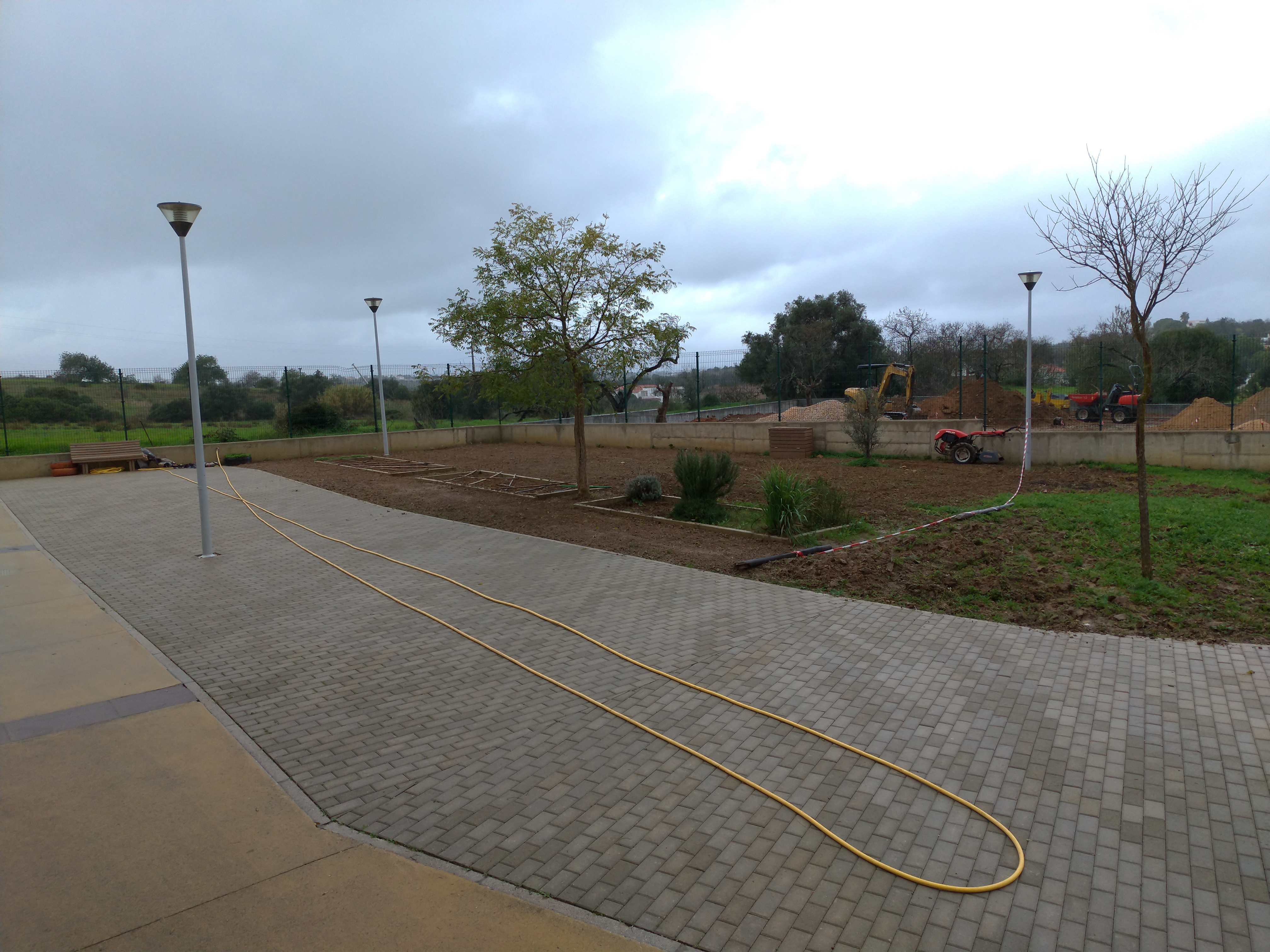 Novembro - remoção do solo