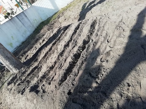 O espaço da horta preparado para receber as primeiras sementes ou plantas