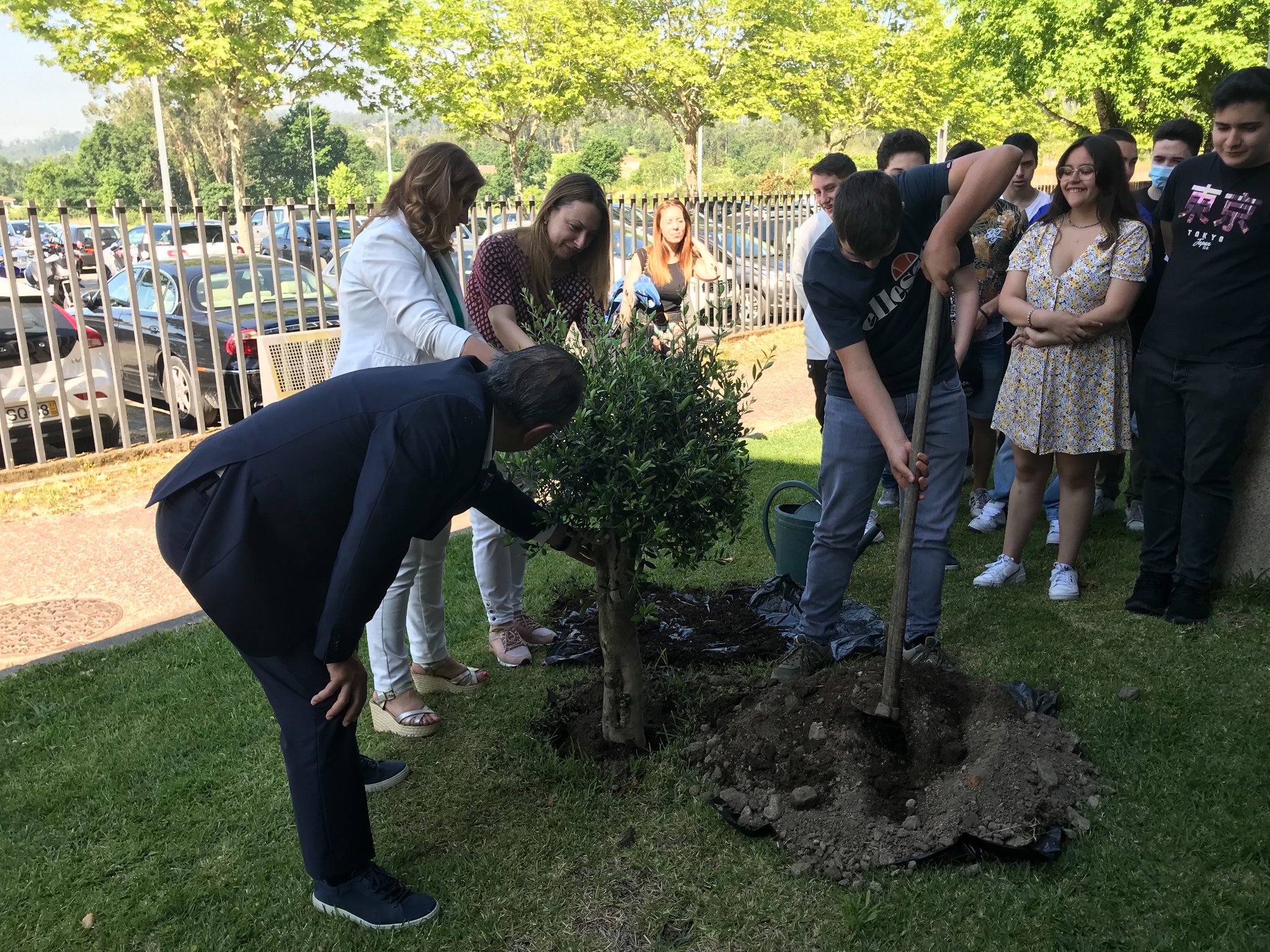 Os nossos convidados: Presidente da Câmara - Drª Júlia Fernandes, diretor da Escola Profissional Amar Terra Verde - Dr. João Luís Nogueira, coordenadora do Clube Europeu -Professora  Palmira Moreira, e os alunos da turma de Cozinha.