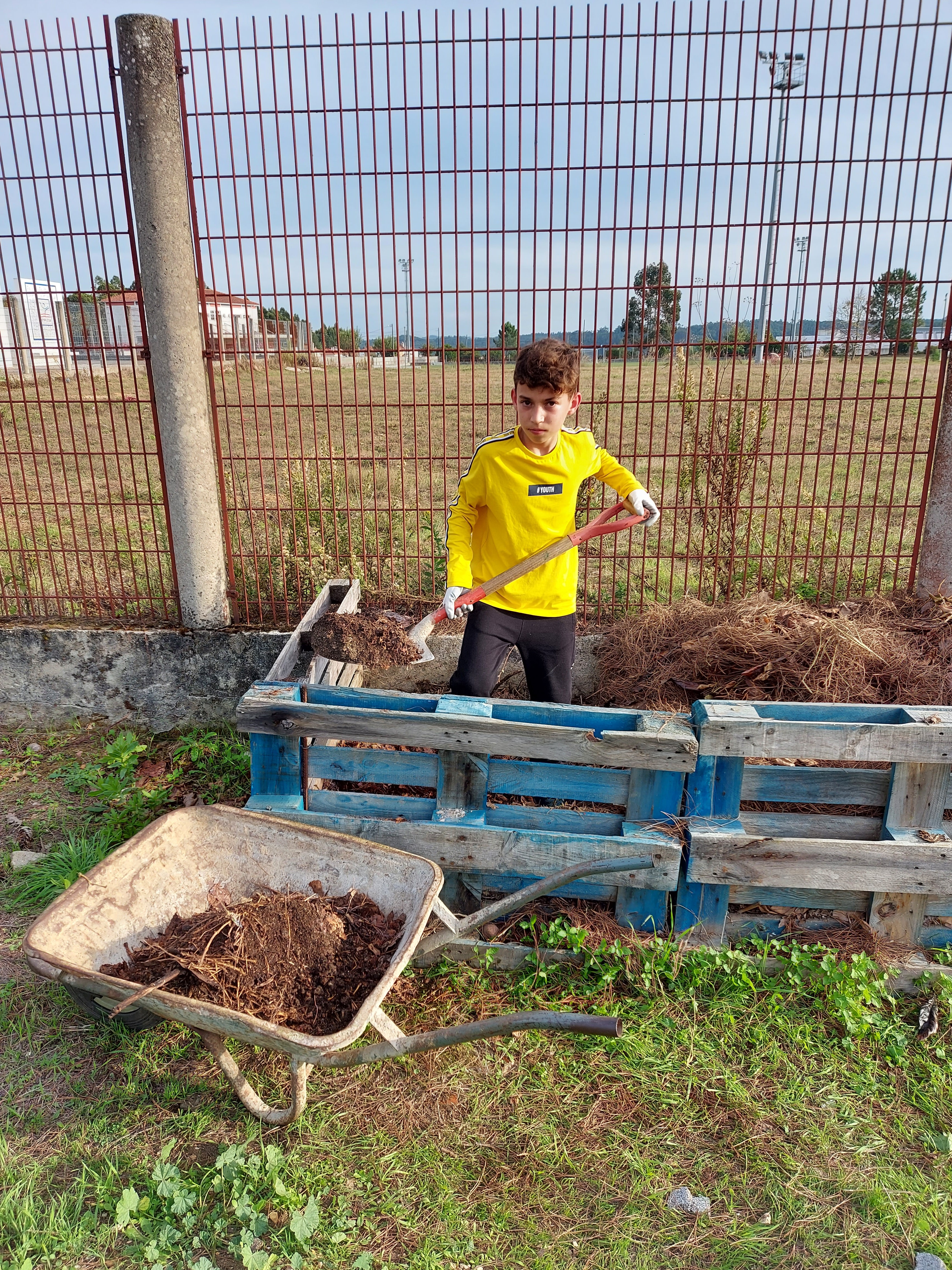 A recolher composto.