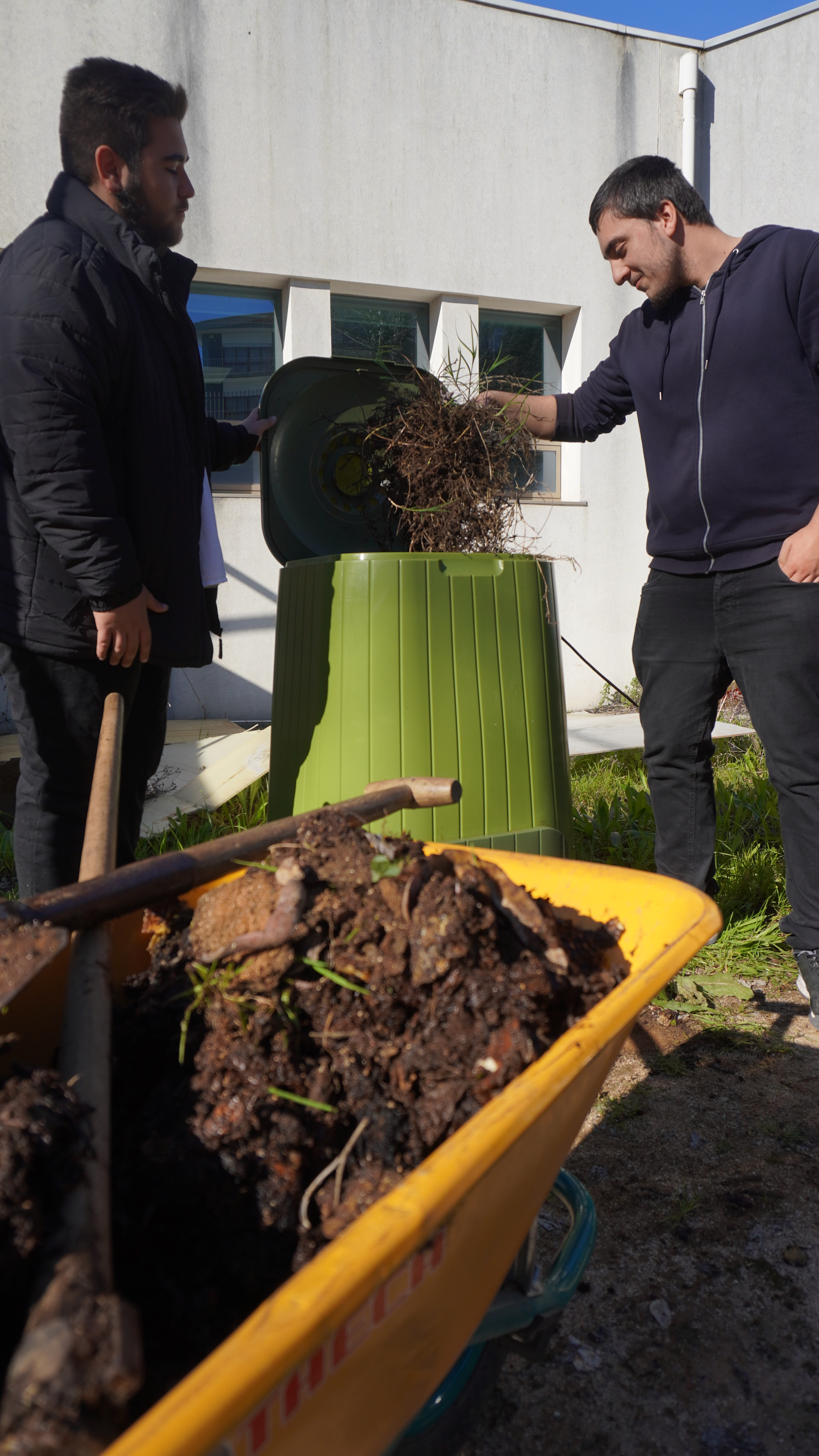 Retirada de fertilizante do compostor