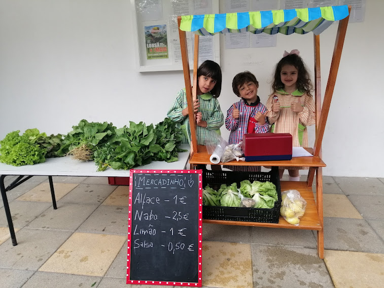 Venda de produtos da nossa Horta Biológica à comunidade escolar