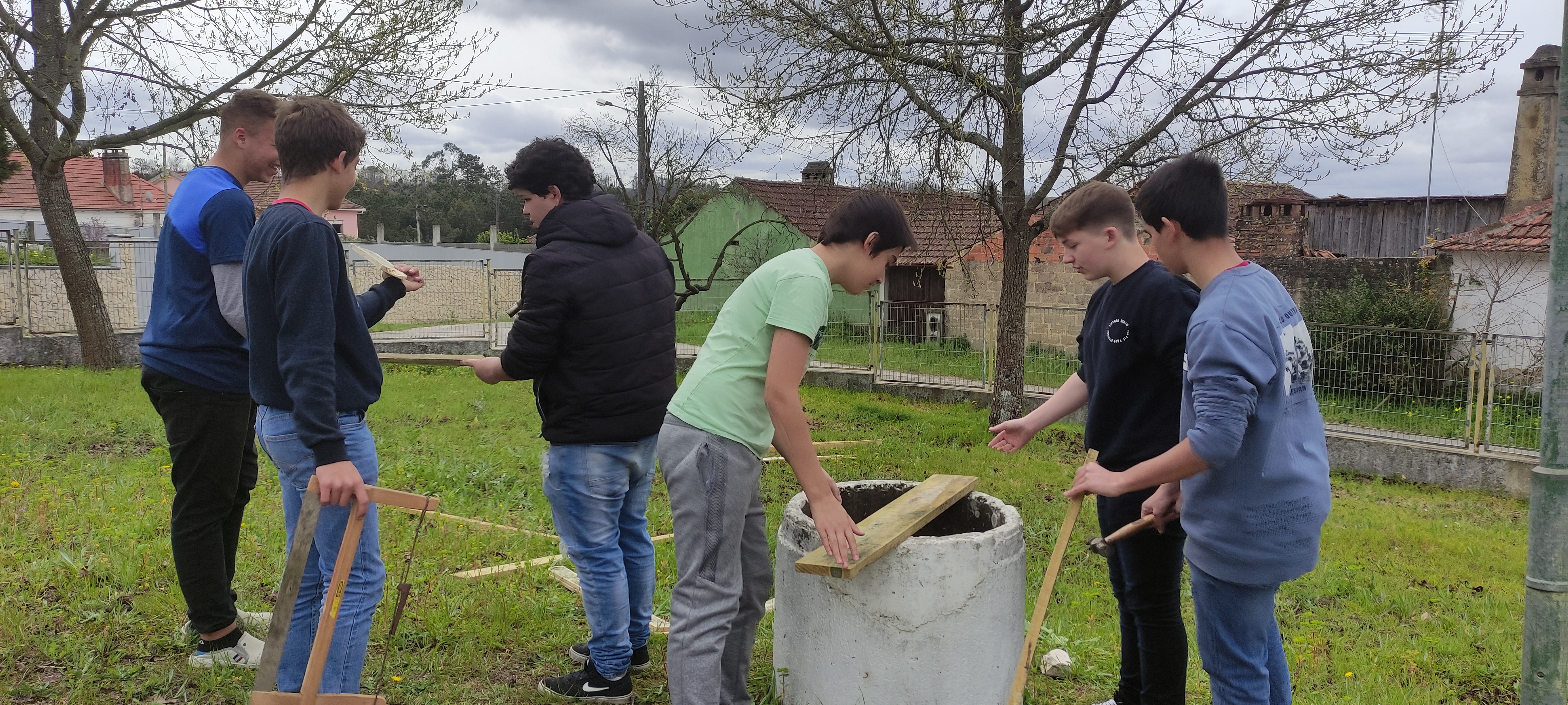 BioHorta AE Colmeias_Preparação do espaço_2