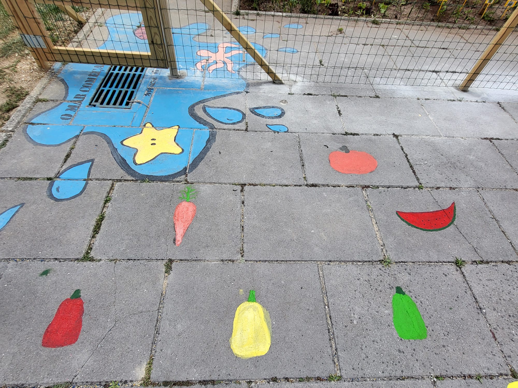 Foram estudados que legumes e vegetais  íamos pintar na  horta.